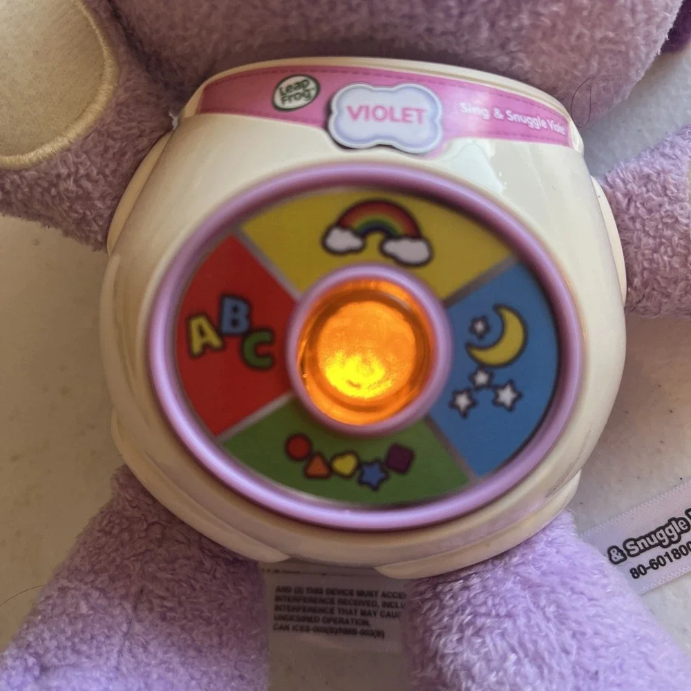 Leap Frog Interactive Dog Sing and Snuggle Violet 8